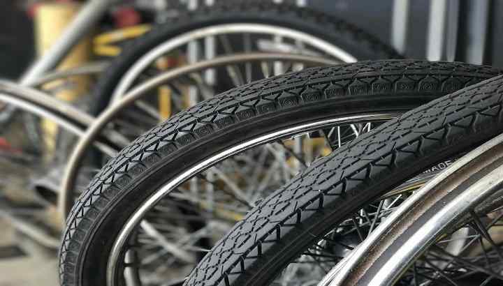 Hybrid Bike Tyres.jpg